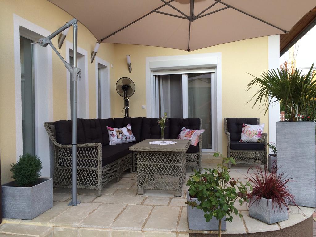 Leiner Apartman Heviz Room photo