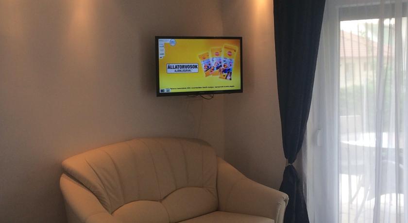 Leiner Apartman Heviz Room photo