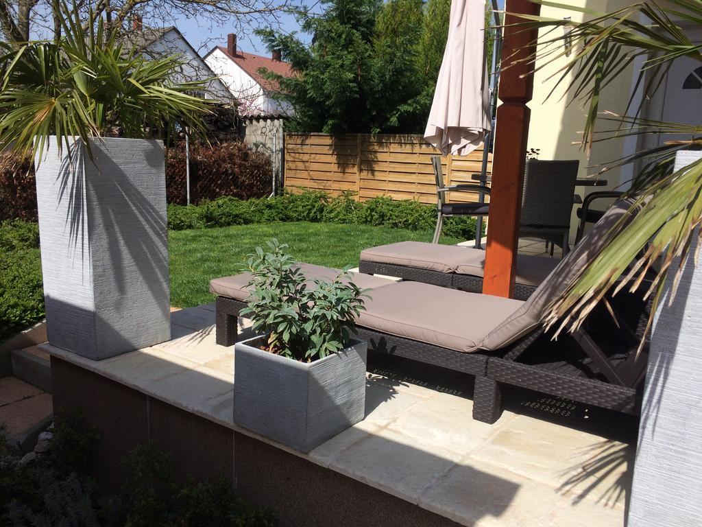 Leiner Apartman Heviz Exterior photo